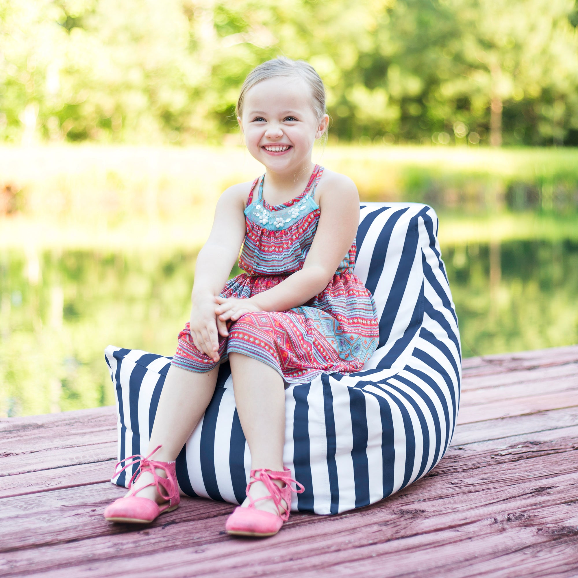 Jaxx Juniper Jr Outdoor Kids Bean Bag Chair / Childrens Garden Chair, Navy Stripes