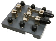 Knife Switch DP-DT, screw type binding post.