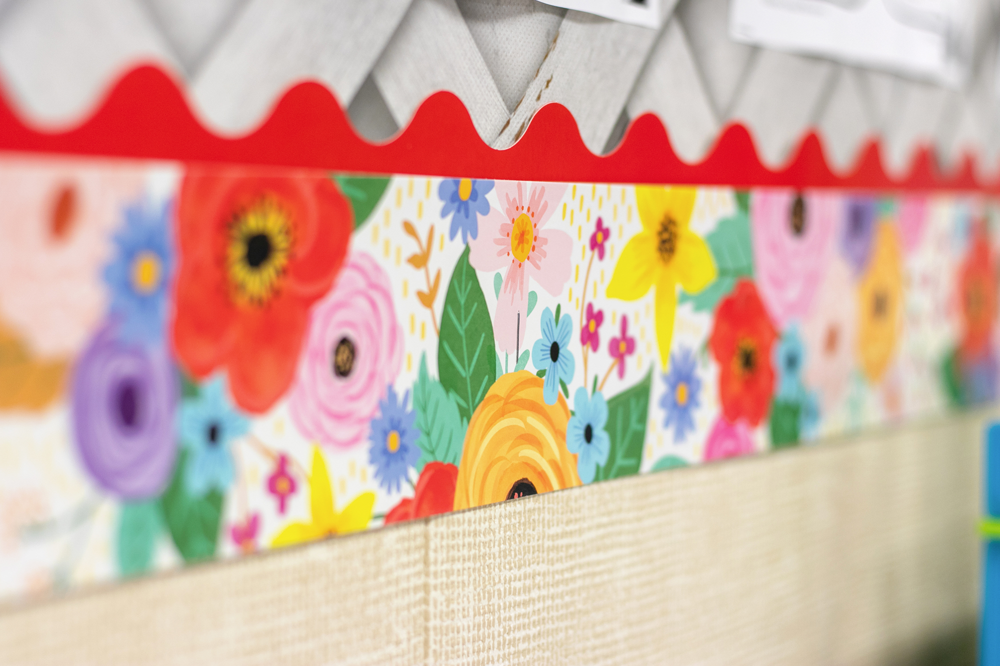 Red Scalloped Border Trim