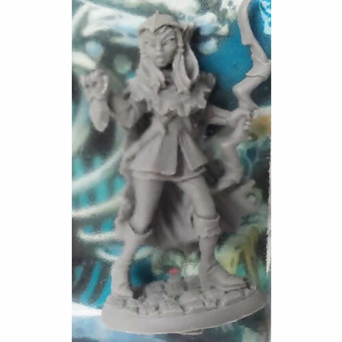 Dungeon Dwellers: Liara Elven Scout Miniature 25mm Heroic Scale Figure Dungeon Dwellers Reaper Miniatures