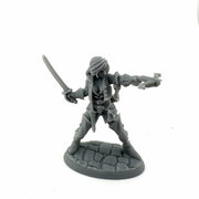 Mini - Reaper Bones USA 30161 Duskwarden Damaris