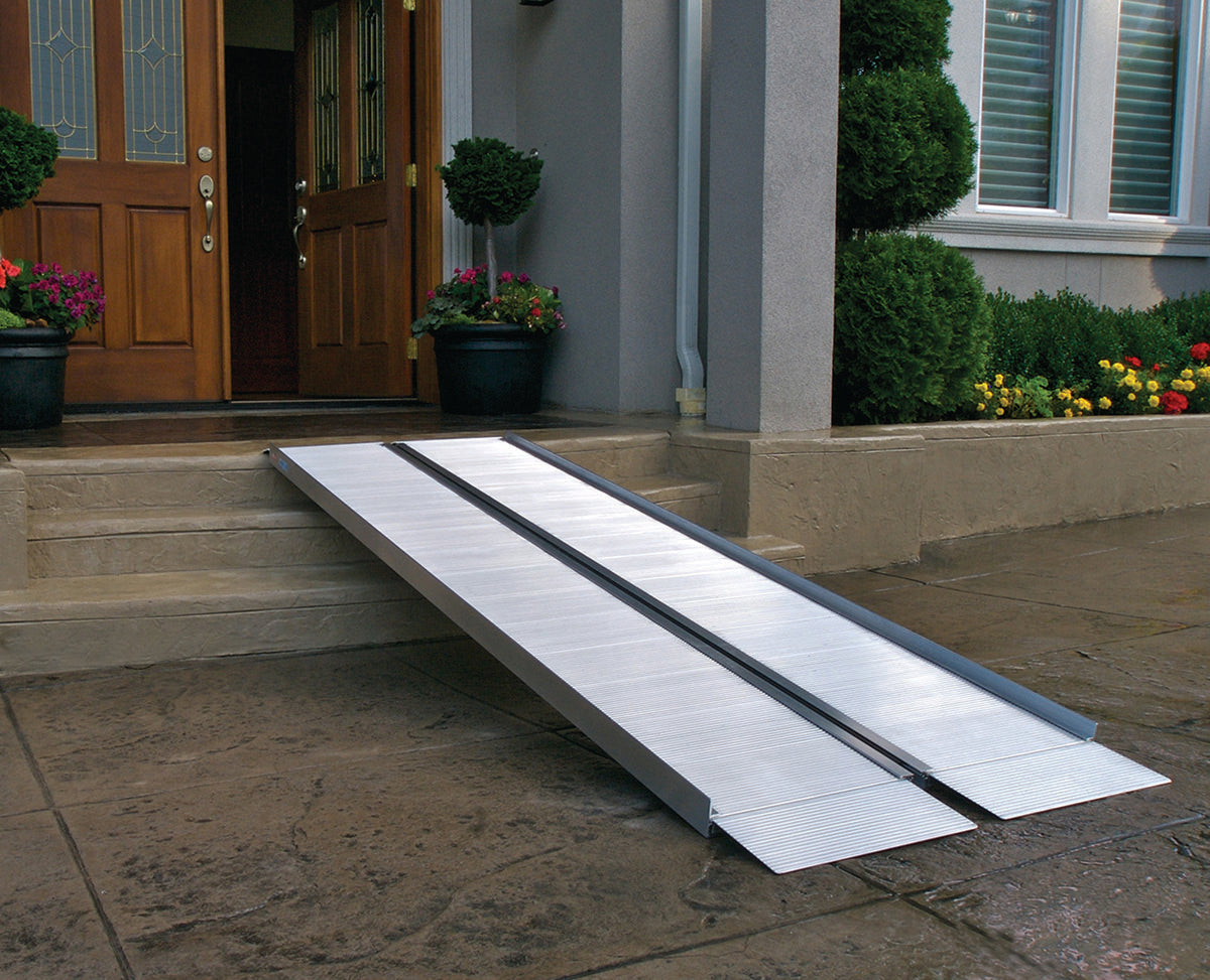 EZ-ACCESS, SUITCASE Singlefold Ramp, 5'