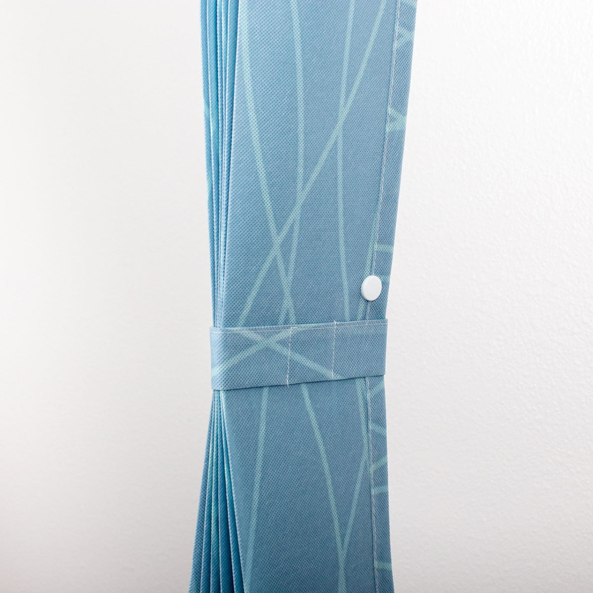 Disposable Privacy Curtains, Glacier Pattern, Case of 24