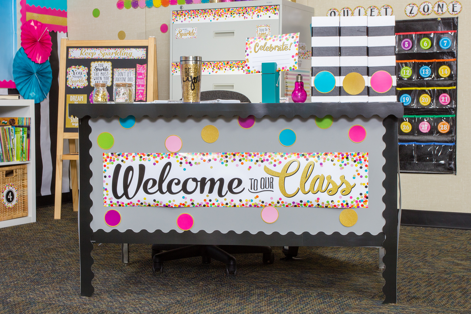 Black Scalloped Border Trim