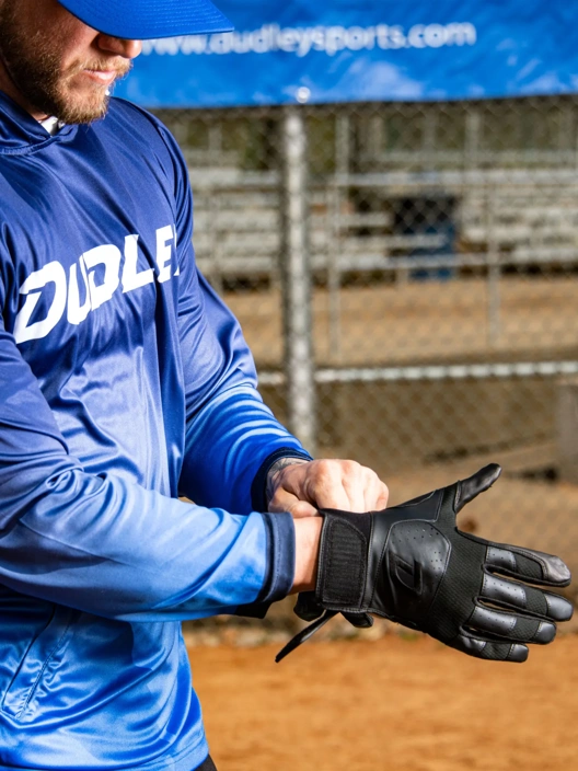 Dudley Batting Gloves | Size Small | White