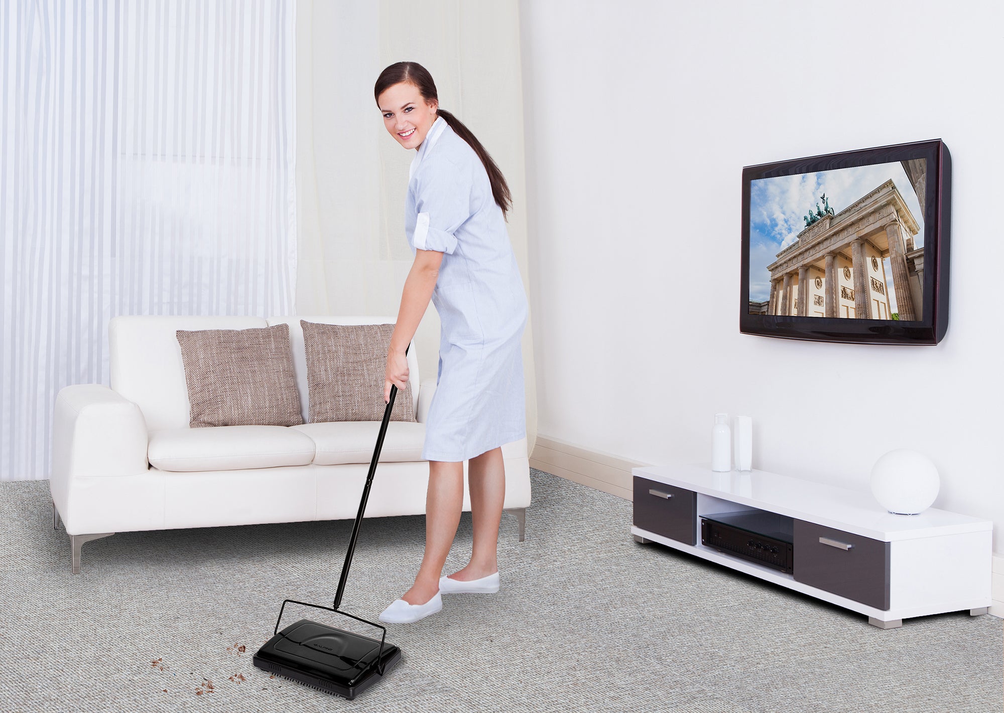 Alpine Industries Triple Brush Floor and Carpet Sweeper, Black