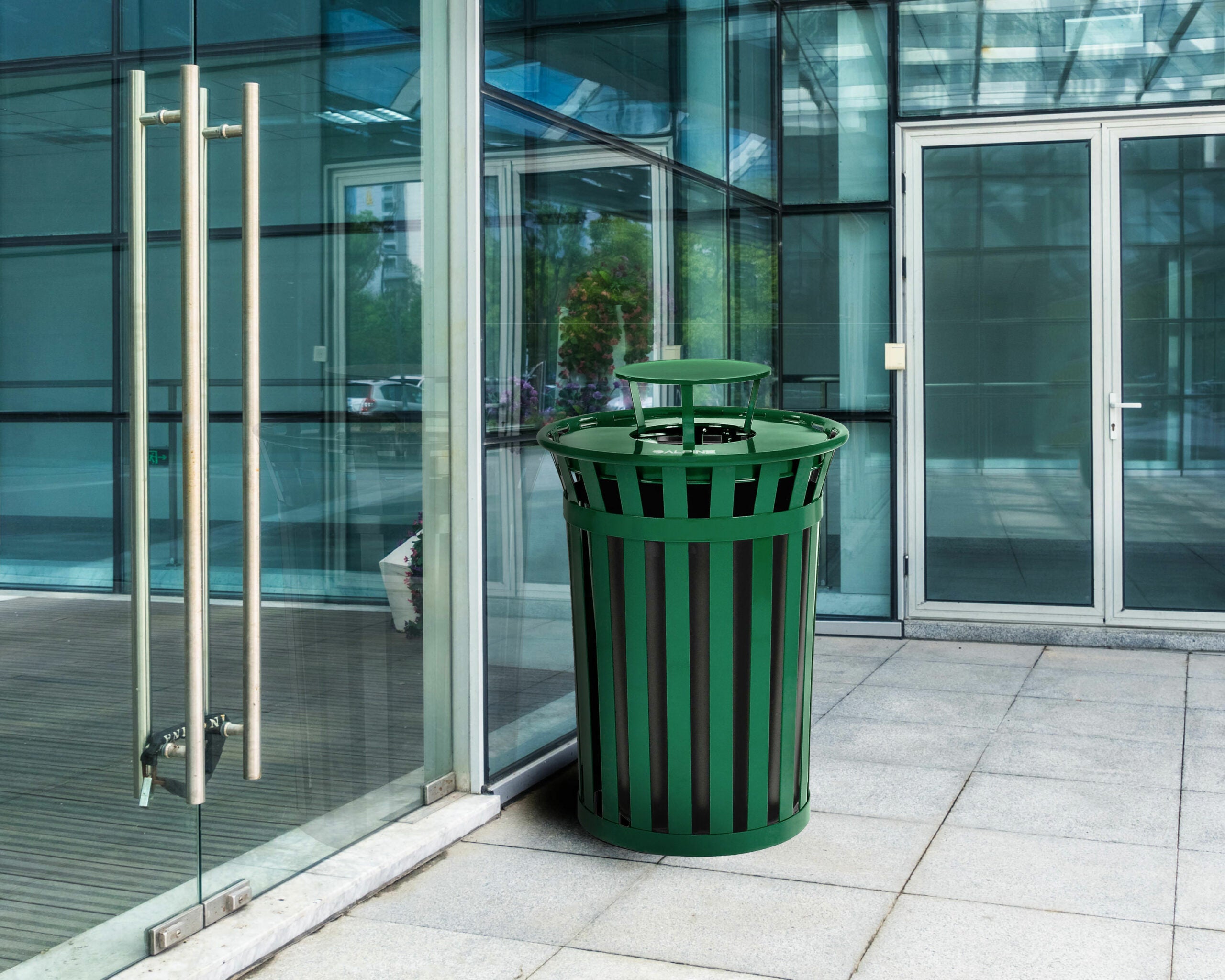 Alpine Industries Outdoor Metal Slatted Trash Receptacle with Rain Bonnet Lid - 38 Gallon Grenn