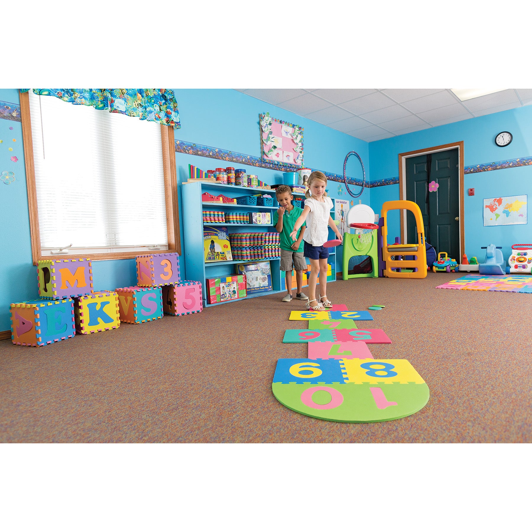 Hopscotch Puzzle Mat, 12" x 12", 26 Pieces