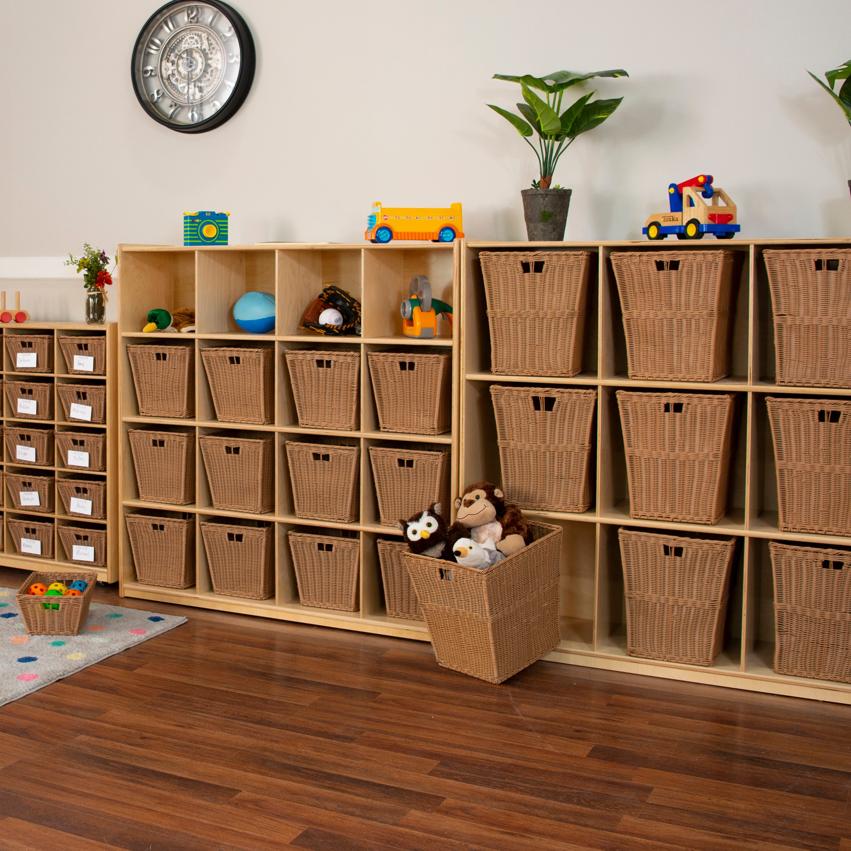 12 Big Cubby Storage with Medium Baskets