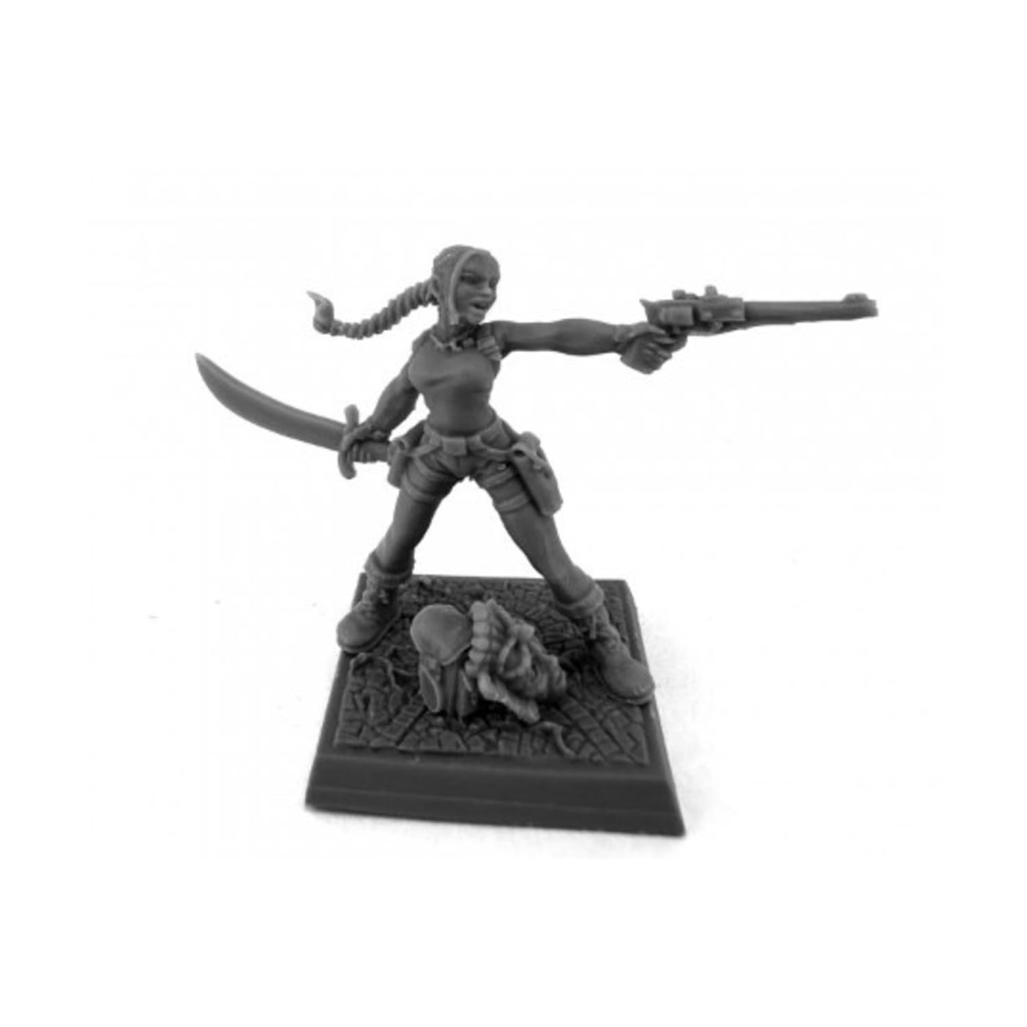 Reaper Kara Female Archaeologist Freebooter Miniature 25mm Heroic Scale Figure Chronoscope Miniatures