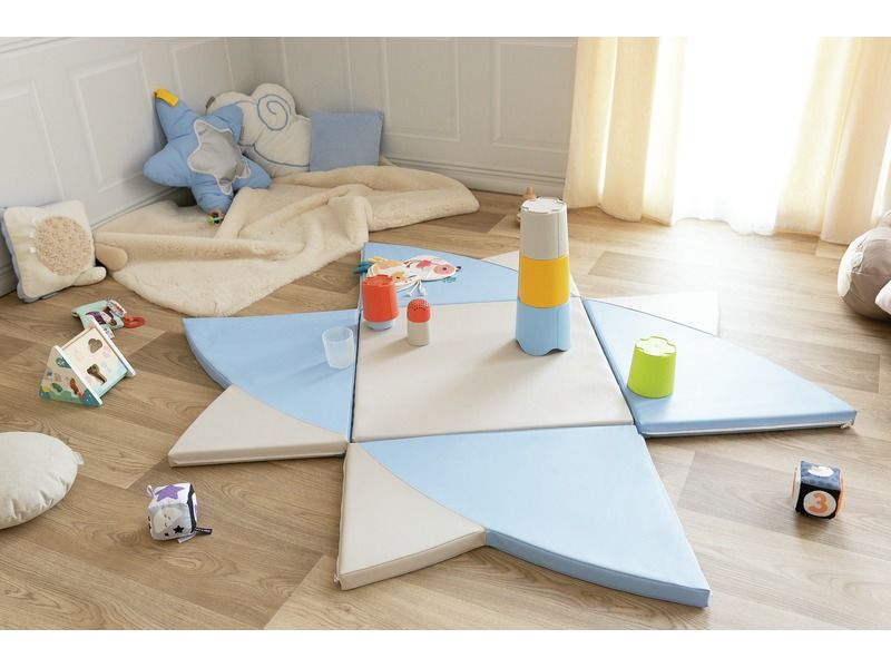Lotus Play Area - Light Blue/Ivory