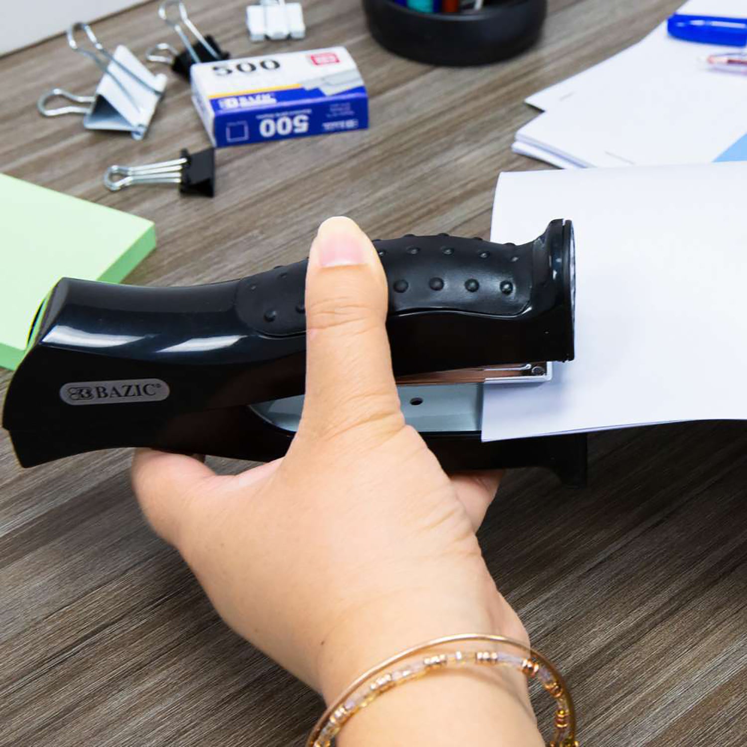 Stand-Up Standard (26/6) Full Strip Stapler with 500 Staples