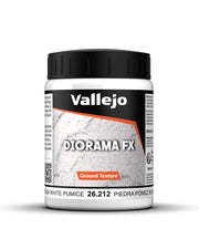 Vallejo - Diorama FX Ground Textures | Rough White Pumice 200 ml. (6.76 fl.oz.) | Premium Acrylic Color for Modelers & Miniature Enthusiasts | Exclusively Designed for Modelling