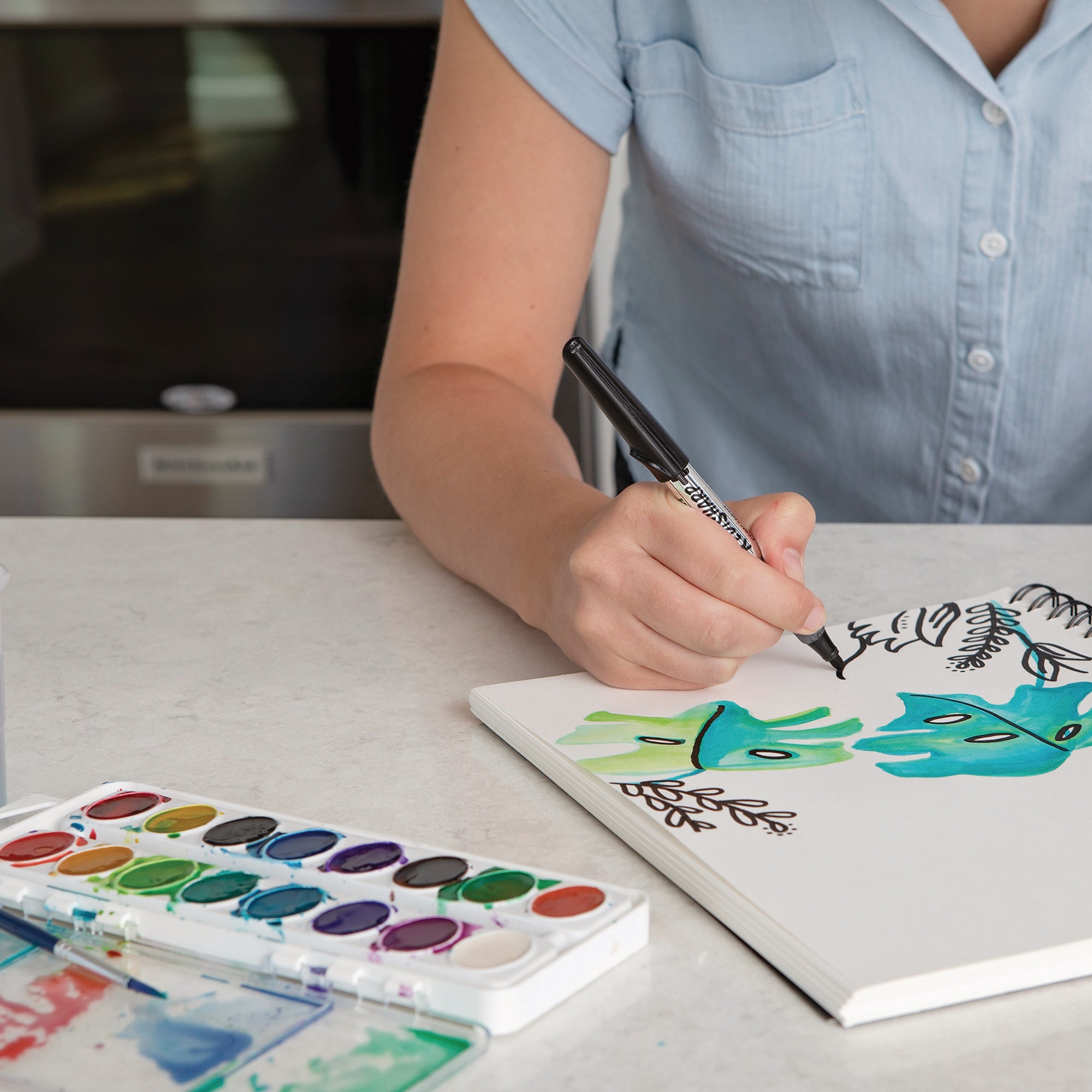 Semi-Moist Washable Watercolor Set, 16 Colors
