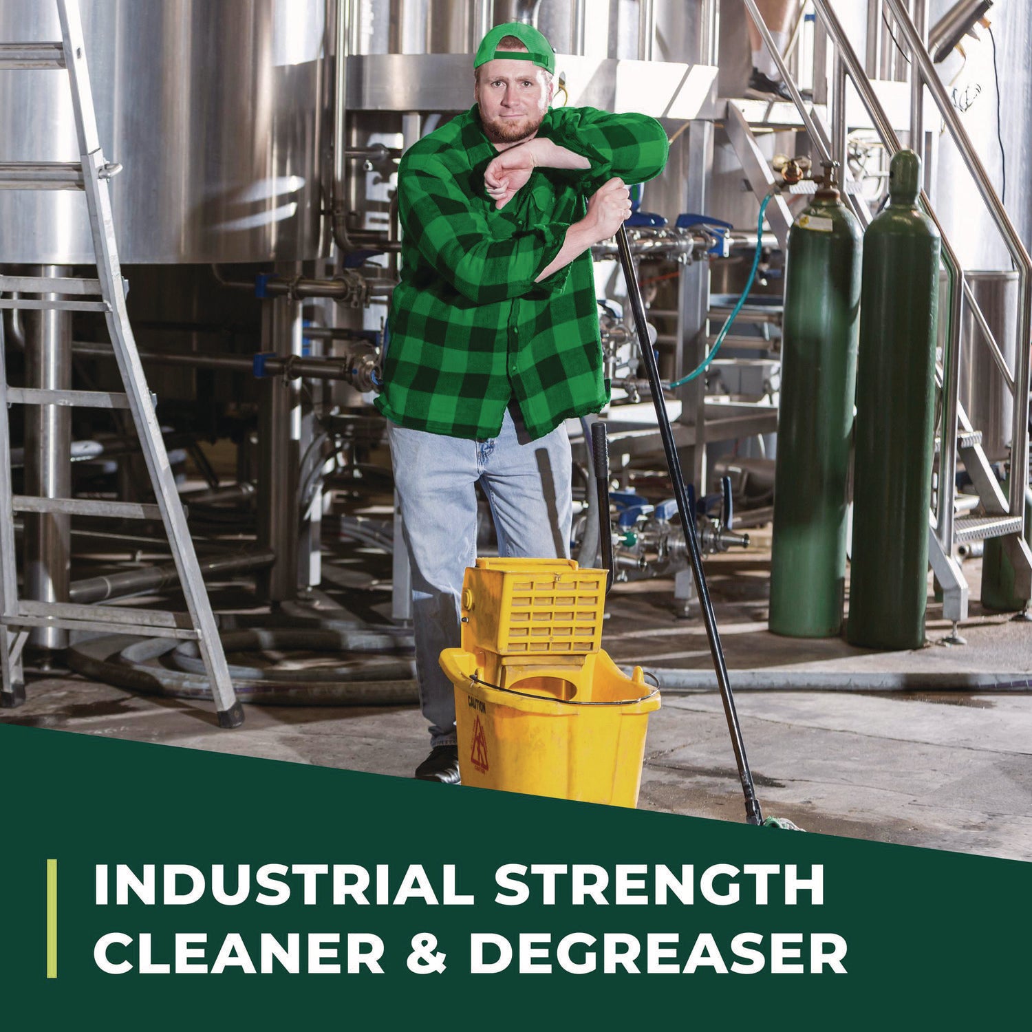 Simple Green Industrial Cleaner/Degreaser - Concentrate - Spray - 24 fl oz (0.8 quart) - Original Scent - Non-abrasive, Non-flammable - Green - 1 Each