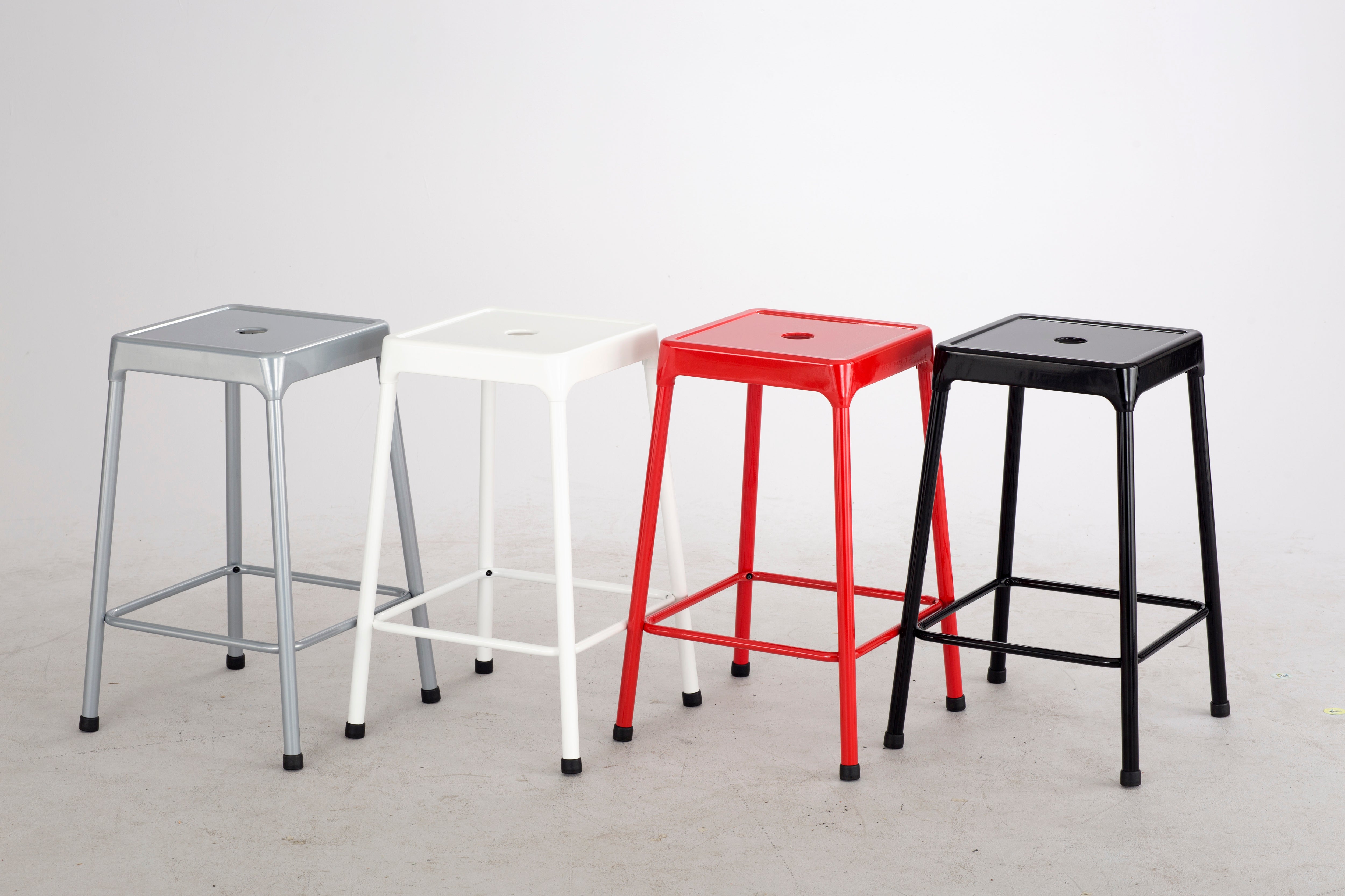 Stool Wh 25 In