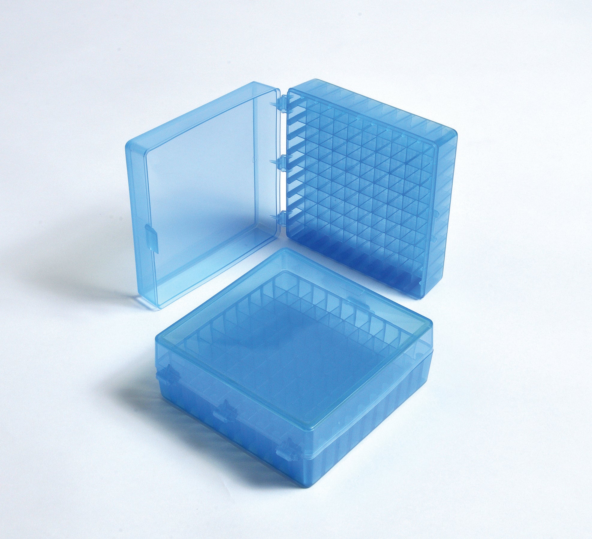 United Scientific® Cryo Cube Box, PP 100, comes with 4