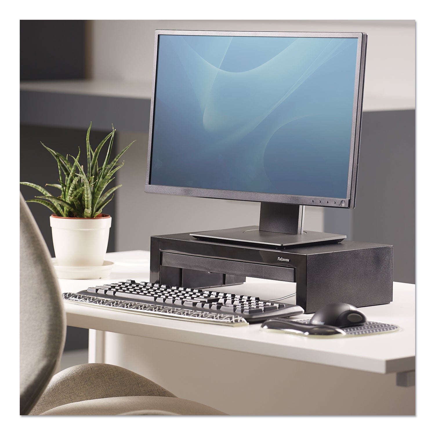 Up to 21" Screen Support - 40 lb Load Capacity - 4.38" Height x 16" Width x 9.38" Depth - Desktop - Black, Pearl - Rubber Feet, Storage Tray, Non-skid Feet, Comfortable, Scratch Resistant, Scuff Resistant