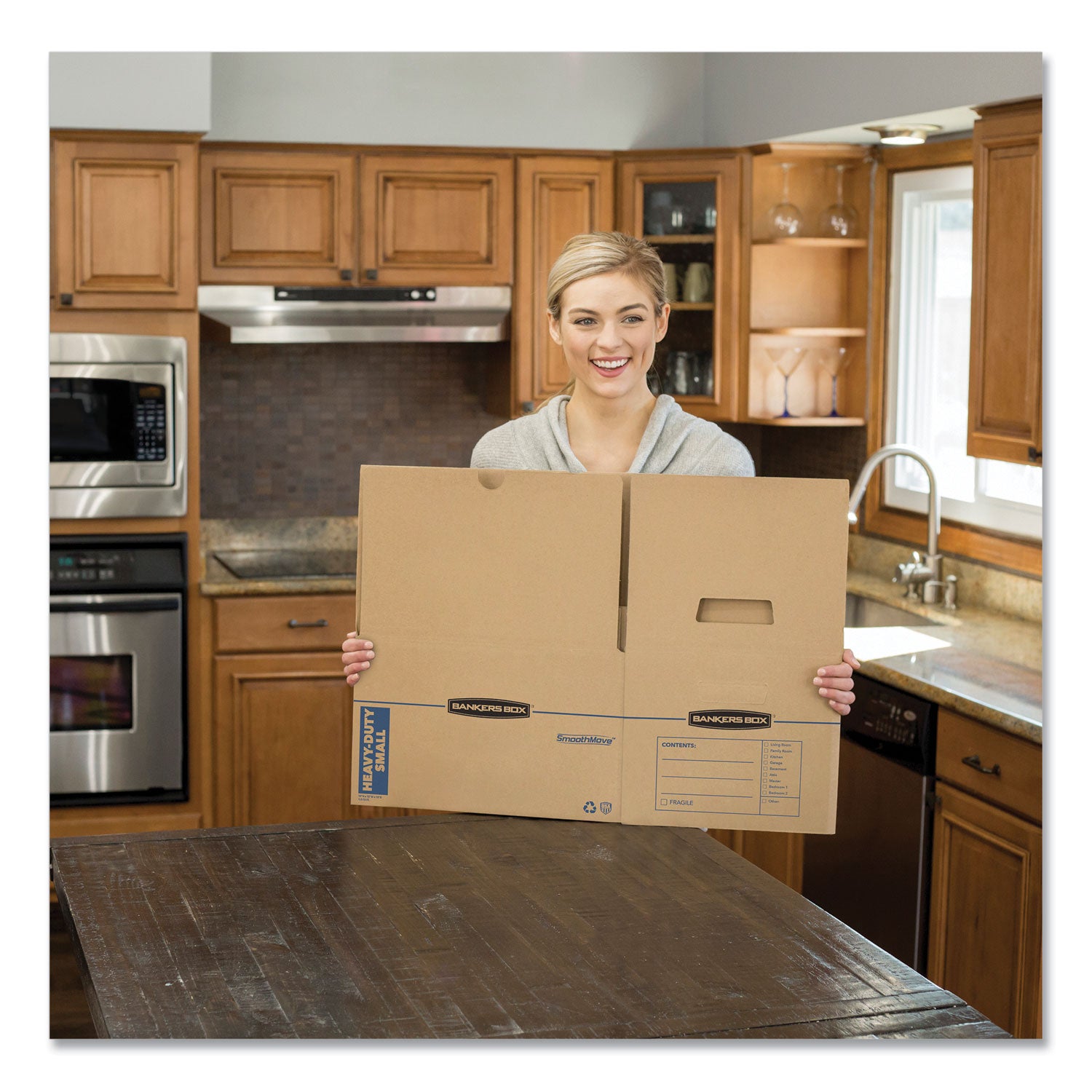 Bankers Box SmoothMove Maximum Strength Moving Boxes, Kraft, Corrugated Paper, Triple End/Double Side/Double Bottom Wall, Lift-off Lid, Stackable, Reinforced Handles, 8 Boxes per Carton