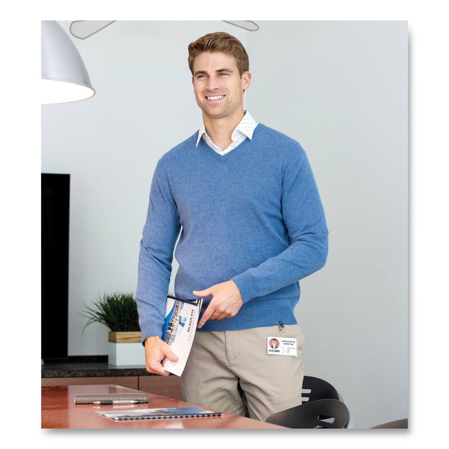 Fellowes Business Card Glossy Laminating Pouches - Laminating Pouch/Sheet Size: 3.75" Width x 5 mil Thickness - Type G - Glossy - for Business Card - Durable - Clear - 100 / Pack
