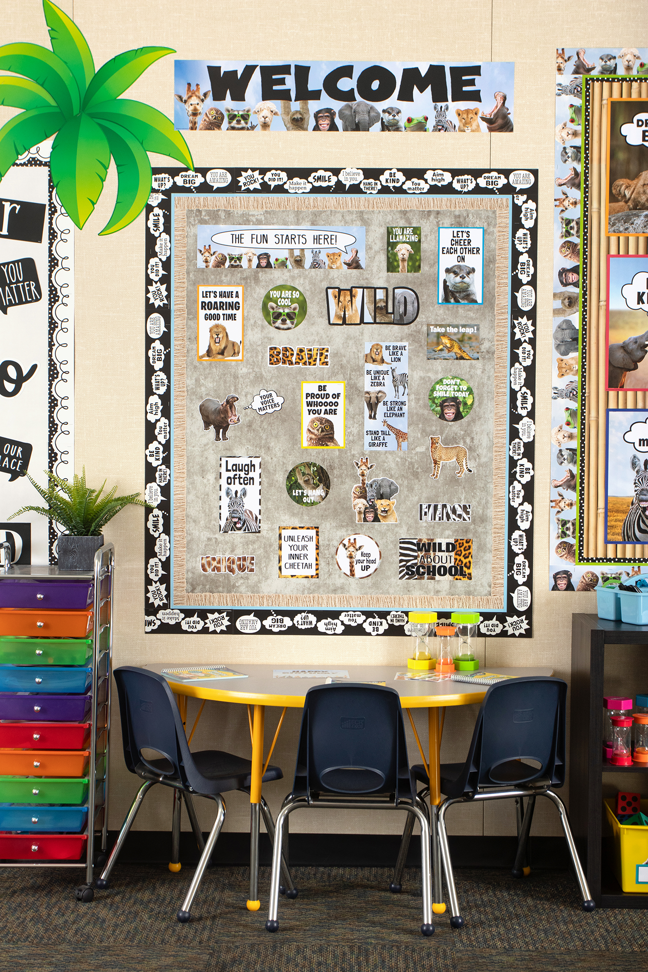 Go Wild Animals Mini Bulletin Board