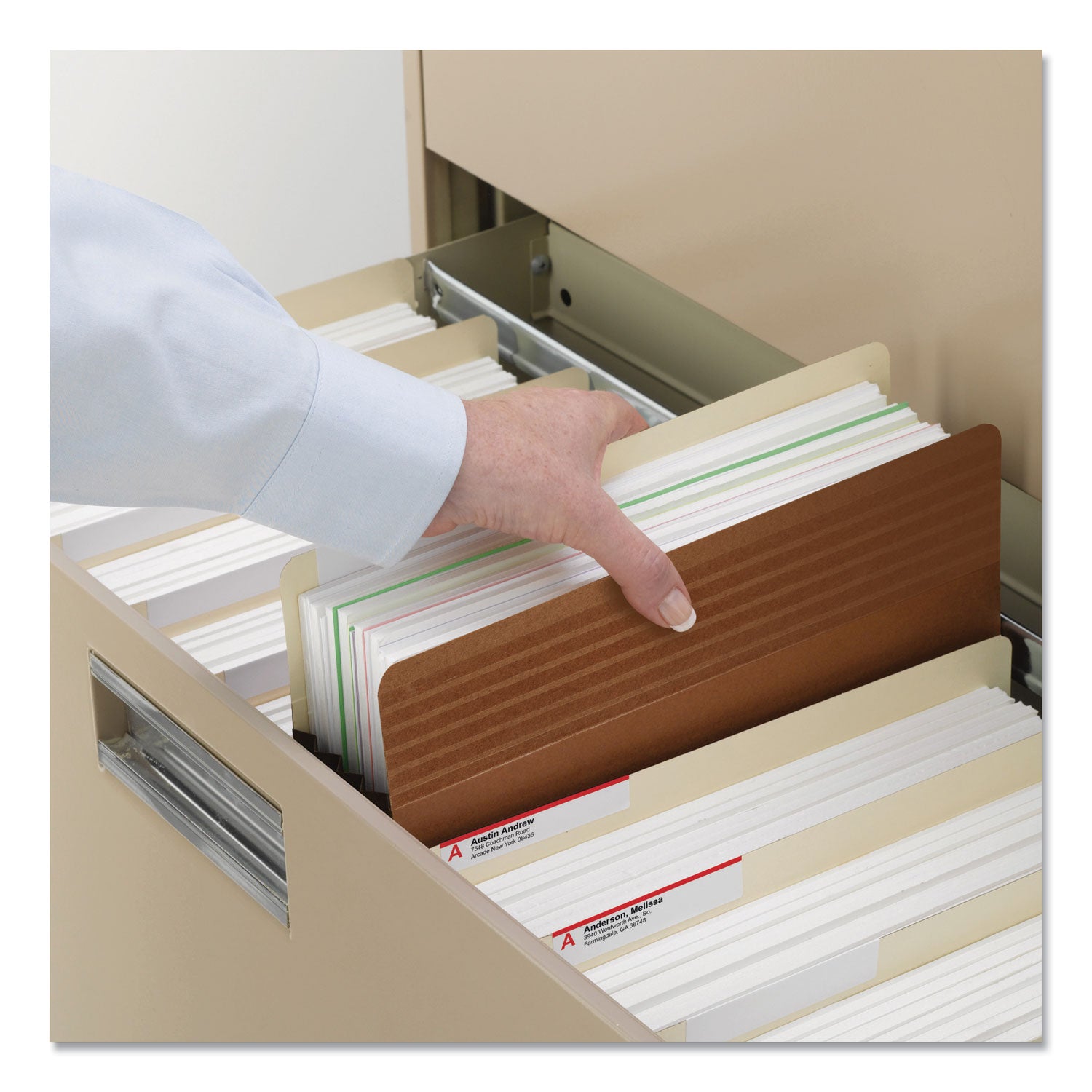 Smead Easy Grip Straight Tab Cut Letter Recycled File Pocket - 8 1/2" x 11" - 5 1/4" Expansion - Redrope - Tear Proof, Tear Resistant - 30% Recycled - 10 / Box