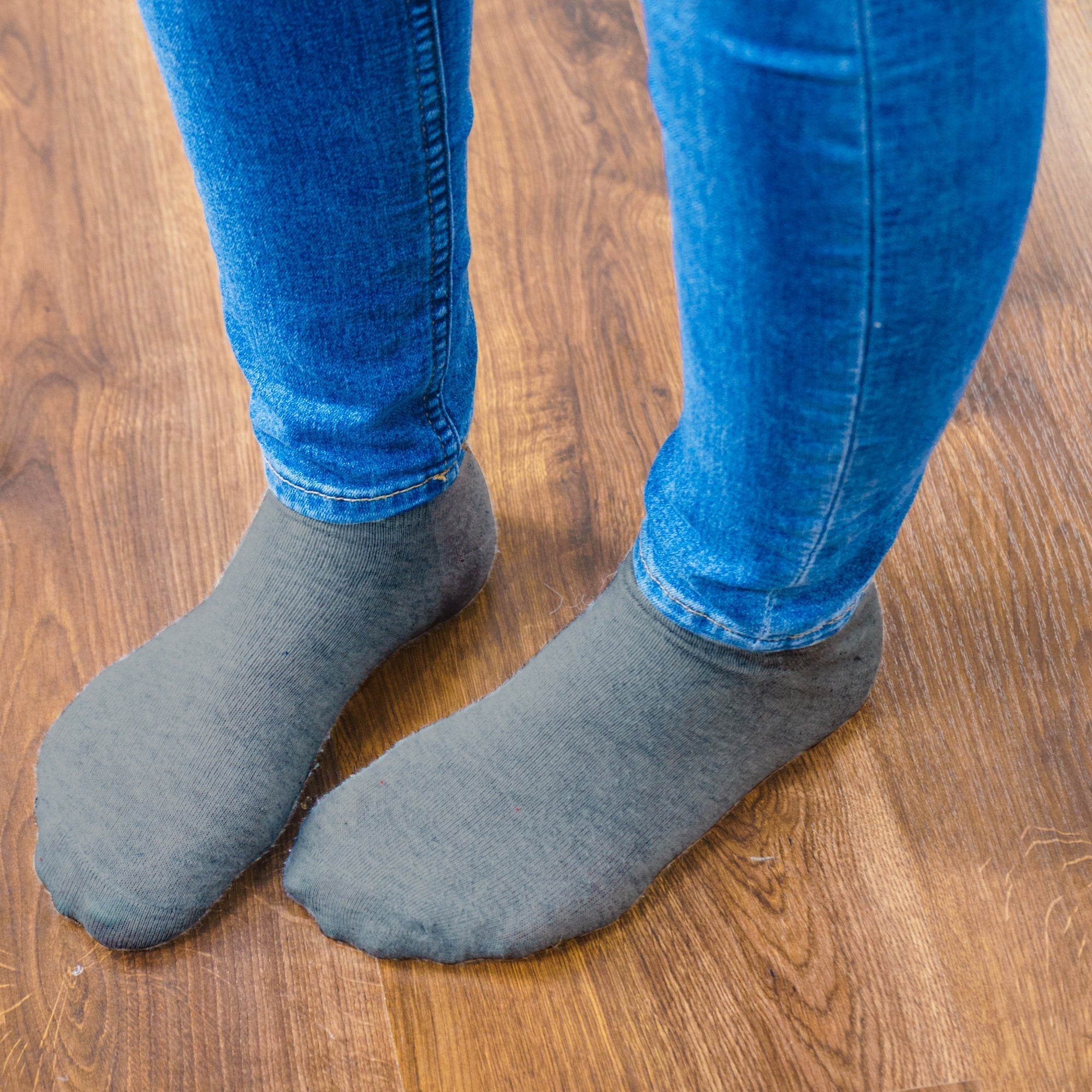Women's Solid Crew Socks - Grey - 100 pairs in the Pack
