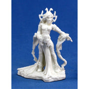 Reaper Shaeress, Dark Elf Queen (1) Miniature