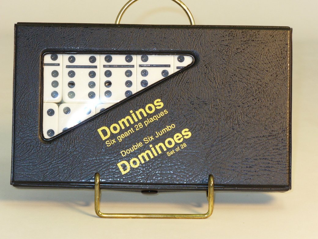 DBL 6 Dominoes Action Game, White
