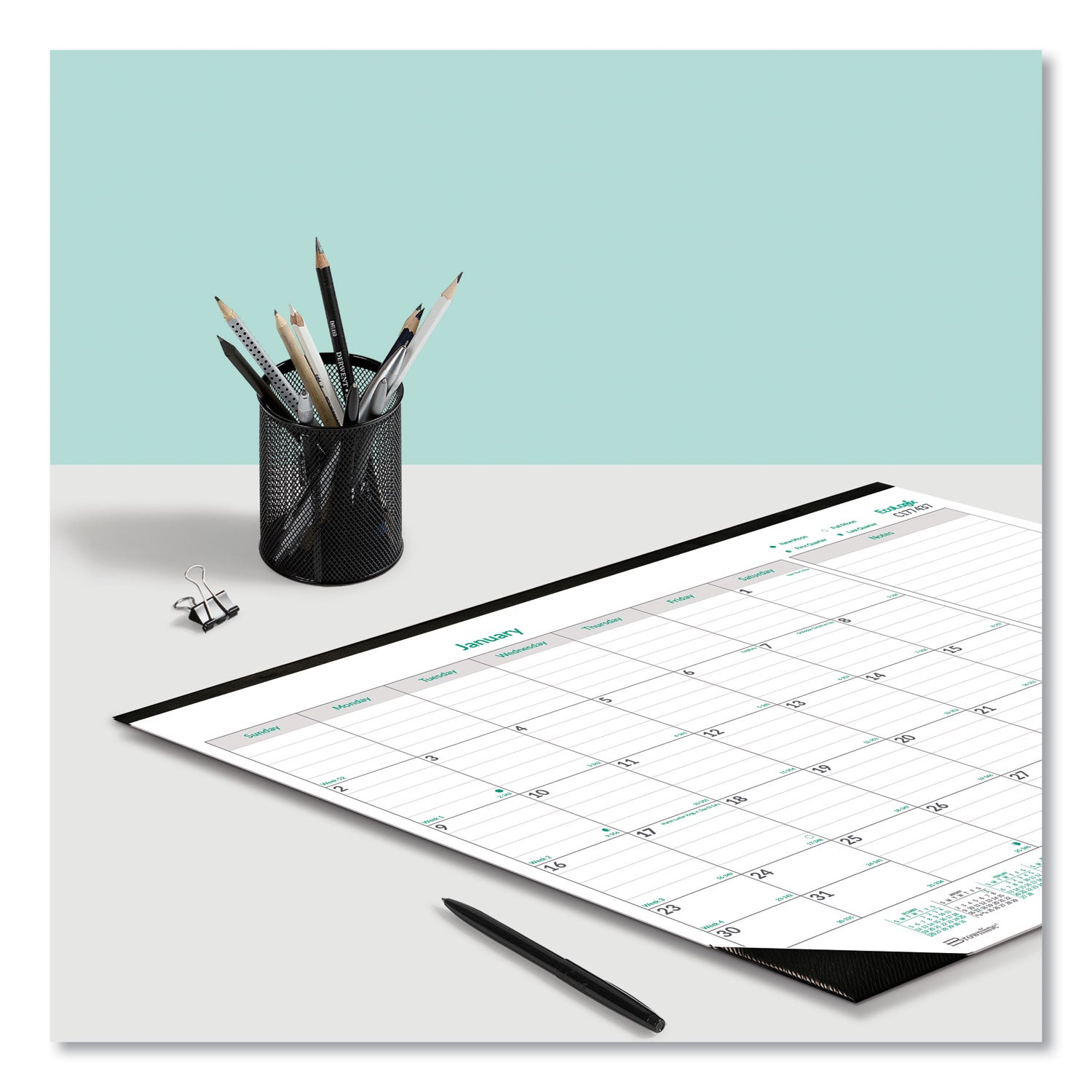 Monthly - 12 Month - January 2026 to December 2026 - 1 Month Single Page Layout - 22" x 17" Sheet Size - Desk Pad - Chipboard, Cardboard - Notepad, Reference Calendar - 1 Each