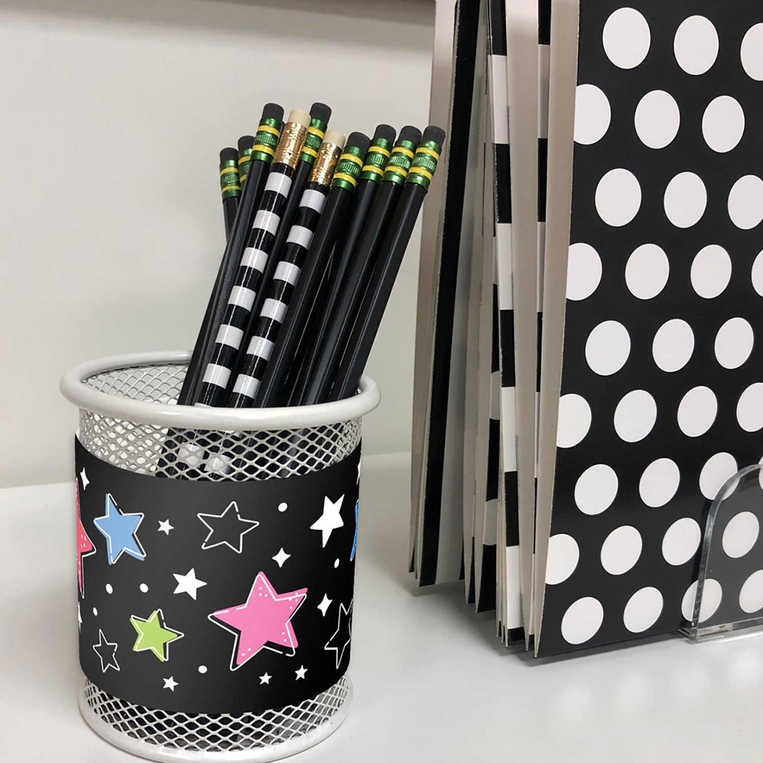 Star Bright Colorful Stars on Black EZ Border, 48 Feet