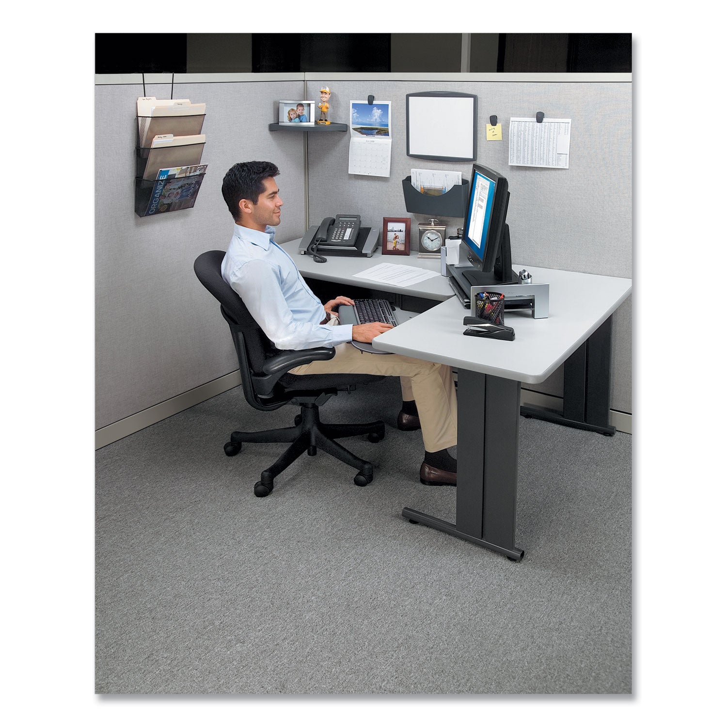 1.3" Width - 40 Sheet Capacity - for Memo, Notes, List - Repositionable, Tackable - Dark Graphite - Plastic - 4 / Pack
