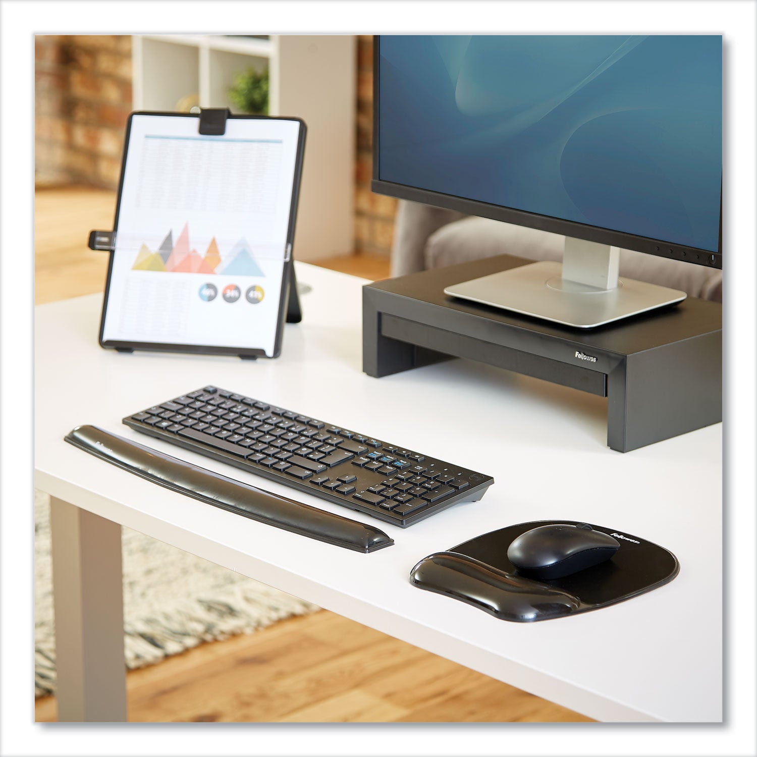0.56" Height x 7.94" Width x 9.06" Depth - Black - Gel - 1 Each