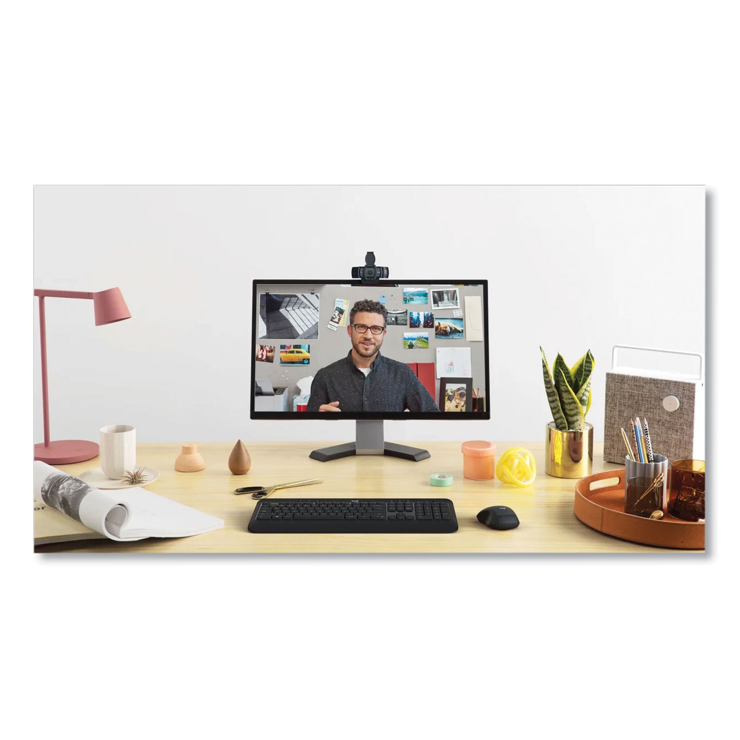 1920 x 1080 Video - Auto-focus - 78&deg; Angle - Microphone - For Notebook, Monitor