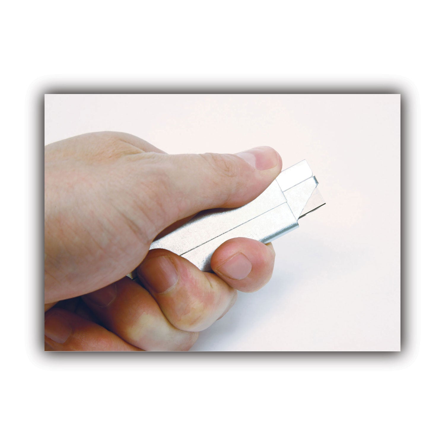 Metal Blade - Retractable - 12 / Box