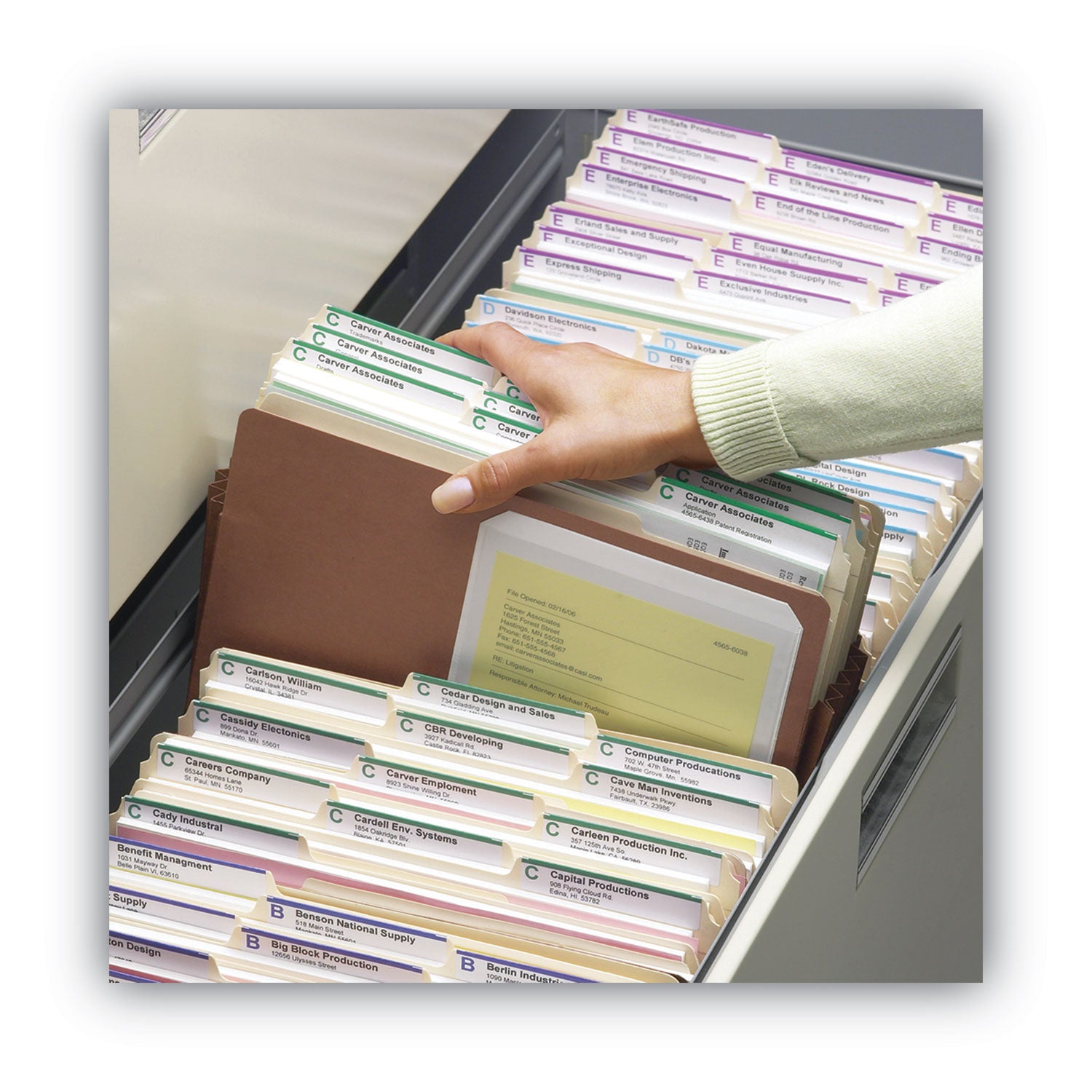 Smead TUFF Straight Tab Cut Letter Recycled File Pocket - 8 1/2" x 11" - 3 1/2" Expansion - 11 pt. - Redrope - Reinforced Gusset, Tear Resistant, Heavyweight Cover - 30% Recycled - 10 / Box