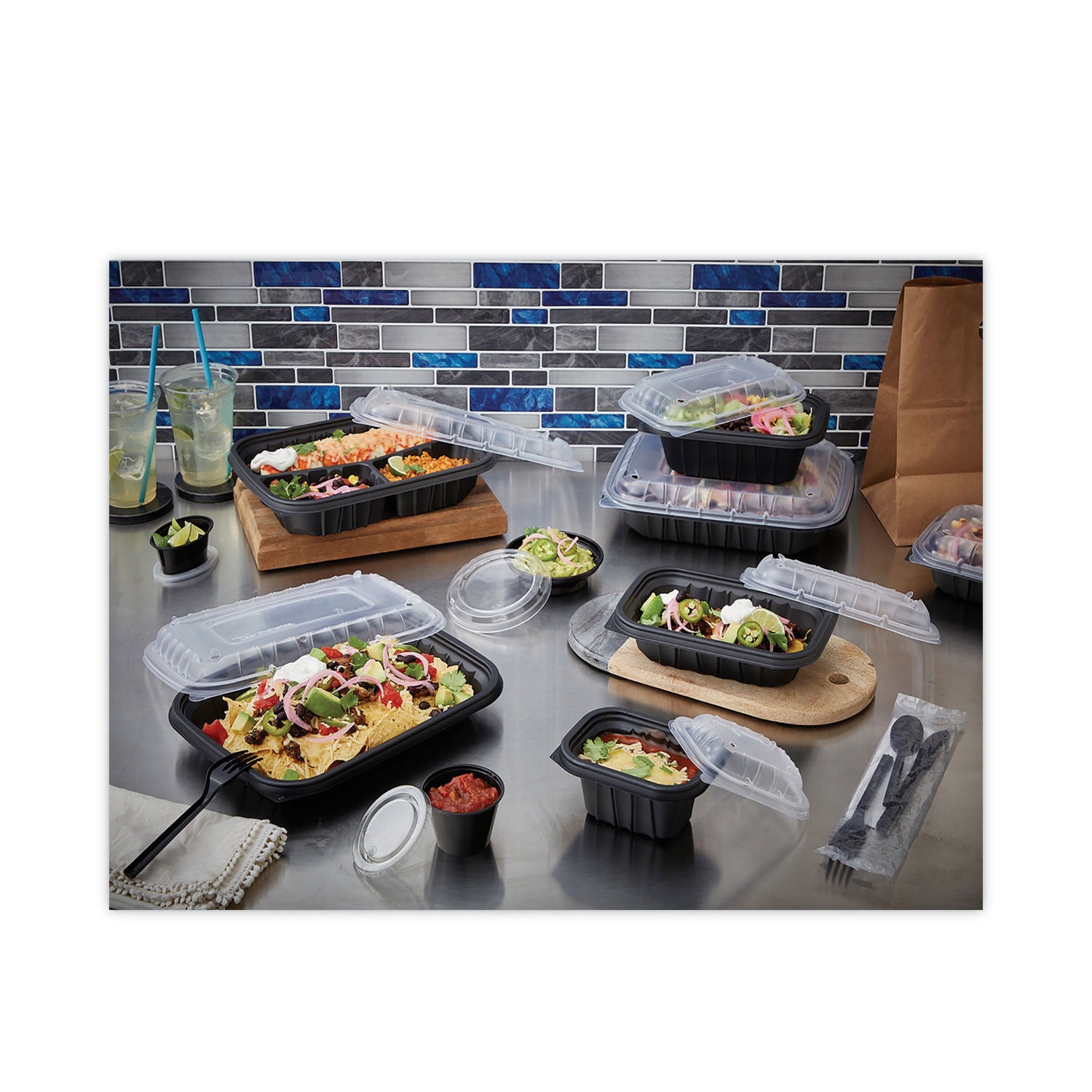 EarthChoice Entree2Go Takeout Container, 3 Compartments, 48 oz, 11.75 x 8.75 x 2.13, Black, Plastic, 200/Carton