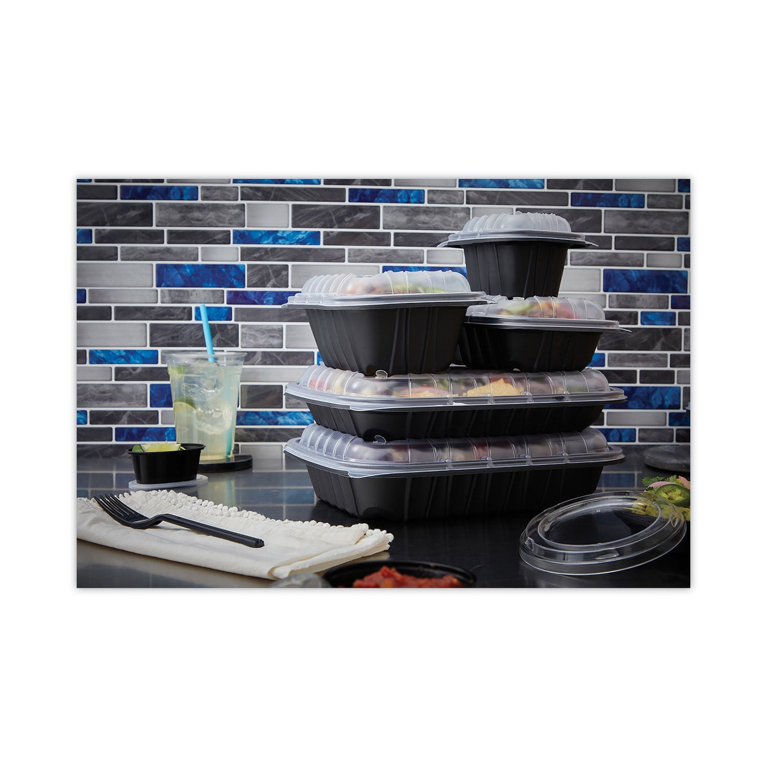 EarthChoice Entree2Go Takeout Container, 3 Compartments, 48 oz, 11.75 x 8.75 x 2.13, Black, Plastic, 200/Carton