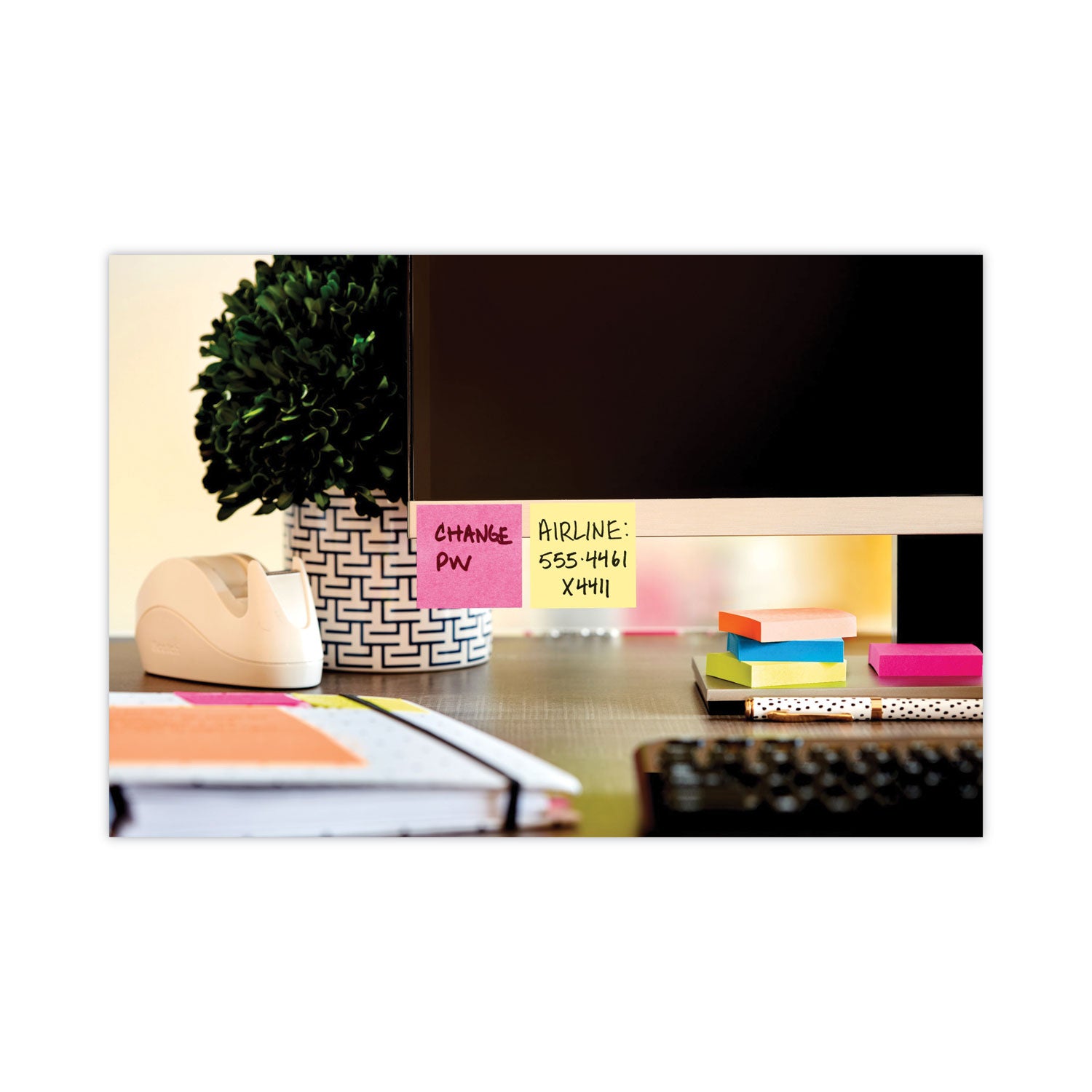 900 - 2" Flag/Note Width x 2" Flag/Note Length - Square - 90 Sheets per Pad - Unruled - Yellow - Paper - Self-adhesive - 10 / Pack
