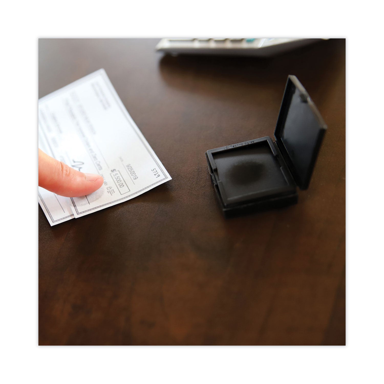 LEE Inkless FingerPrint Pad - 0.5" Height x 2.3" Width x 1.8" Depth - Black Ink - 1 Each