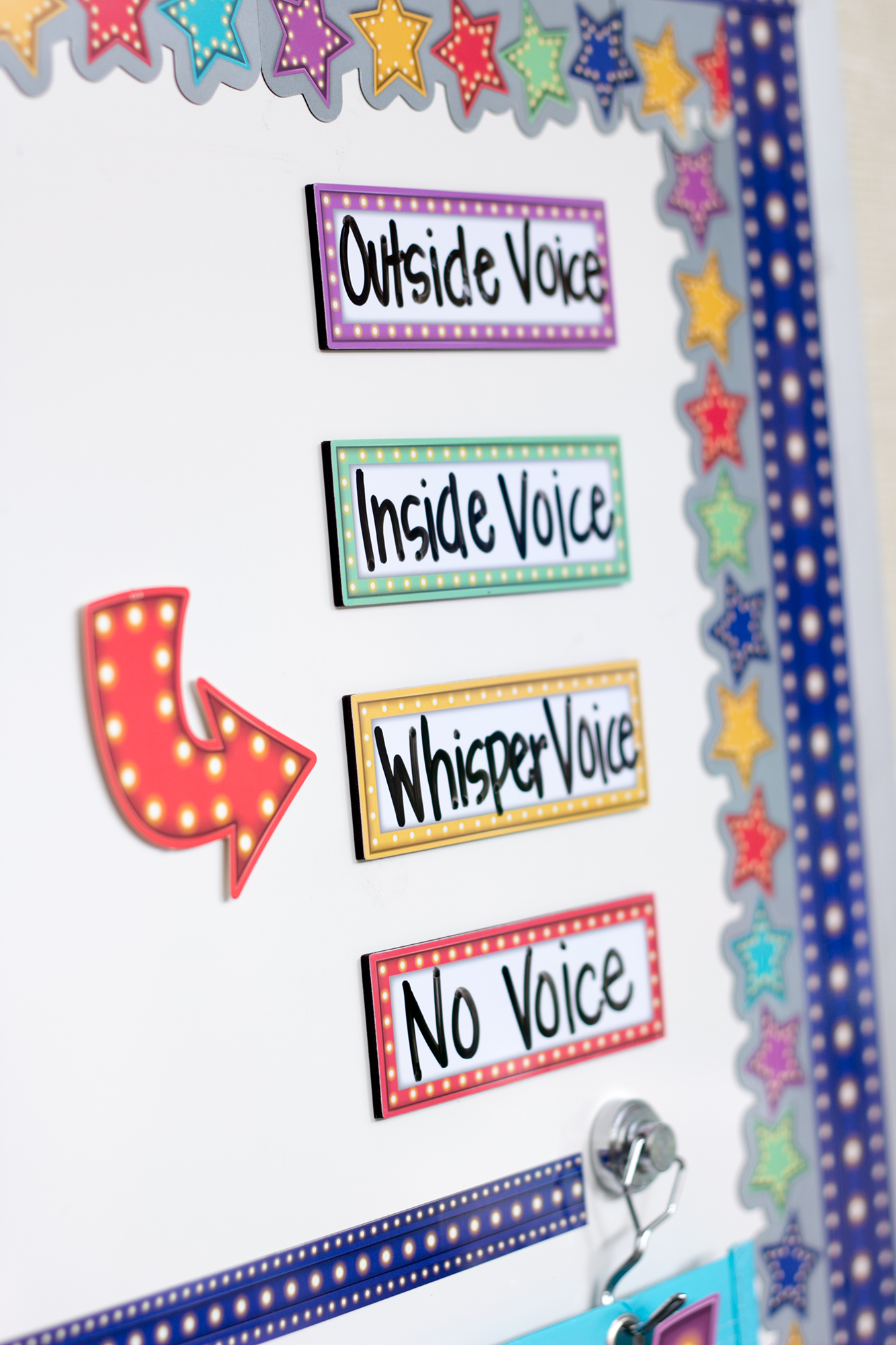 Marquee Labels Magnetic Accents