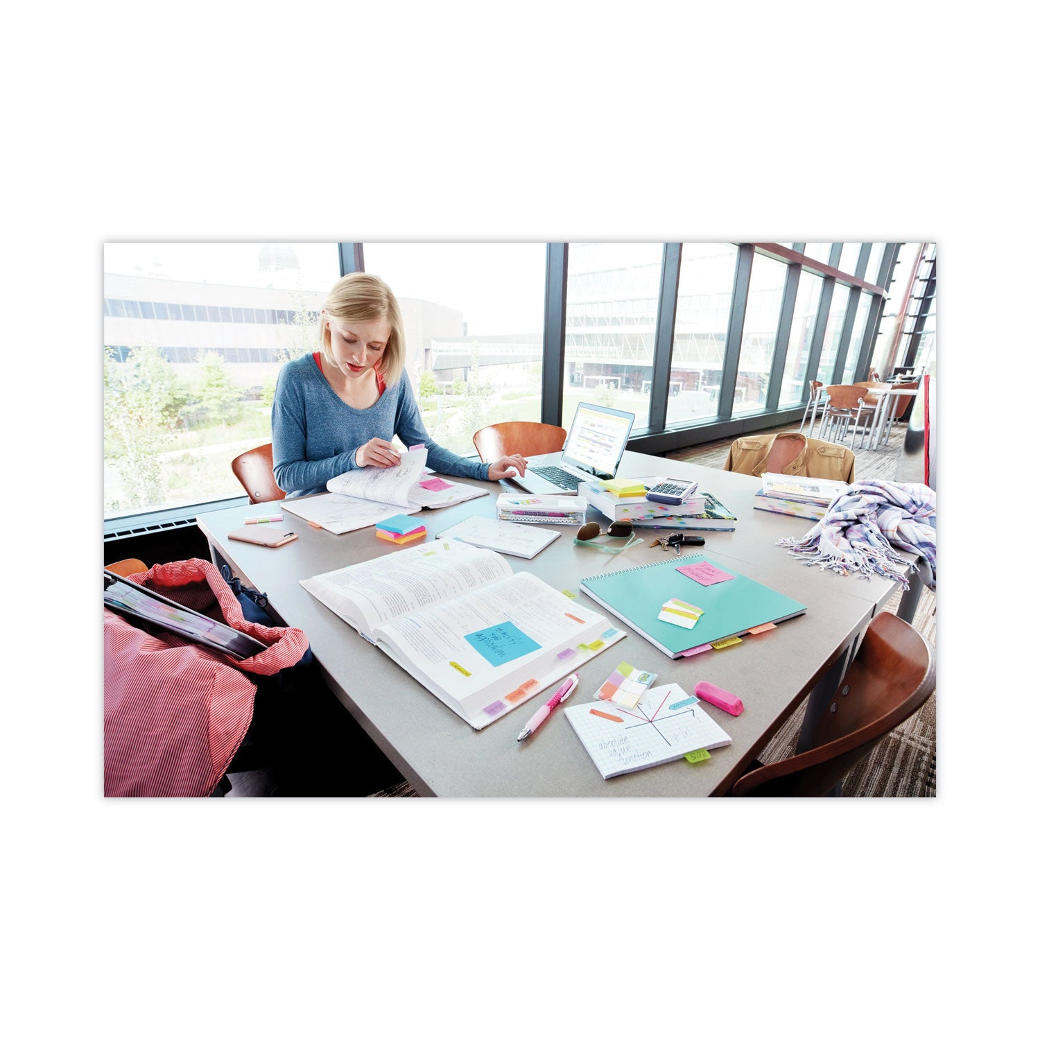 Post-it&reg; Flags - 100 x Bright Pink - 1" Flag/Note Width x 1 3/4" Flag/Note Length - Rectangle - Unruled - Pink - Removable, Self-adhesive - Dispenser Included - 1 Pack