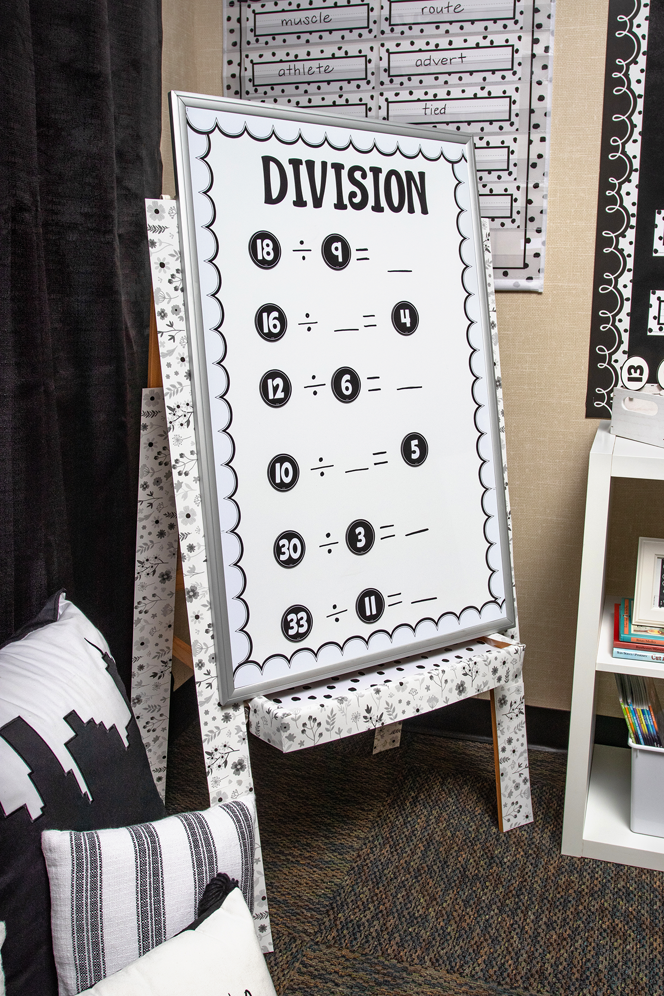 Black and White Numbers Magnetic Accents