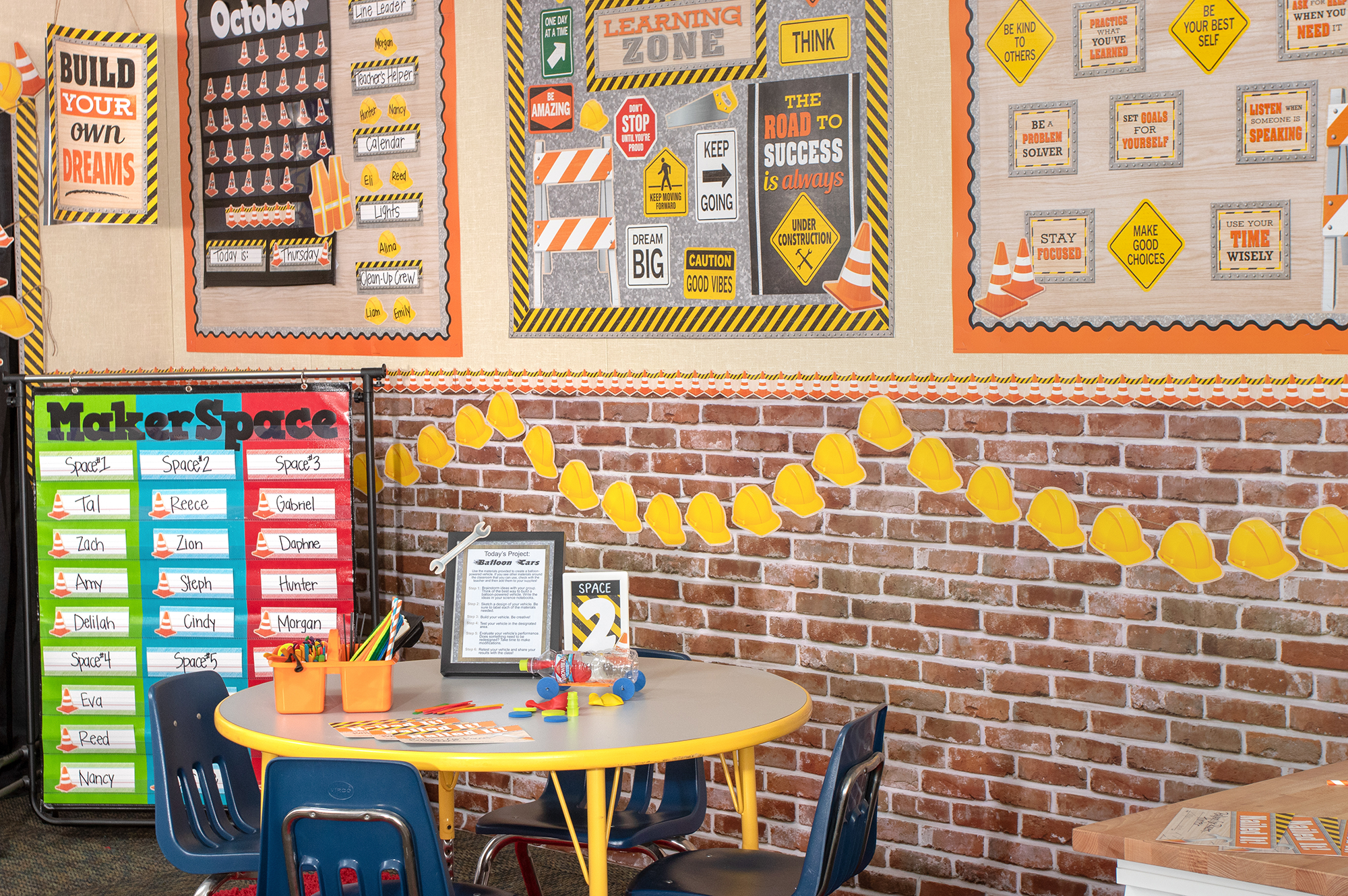 Teacher Created Resources Bulletin Board Roll - Bulletin Board, Poster, Student - 12 ft Height x 48" Width - Red Brick - Fabric - 1 Roll