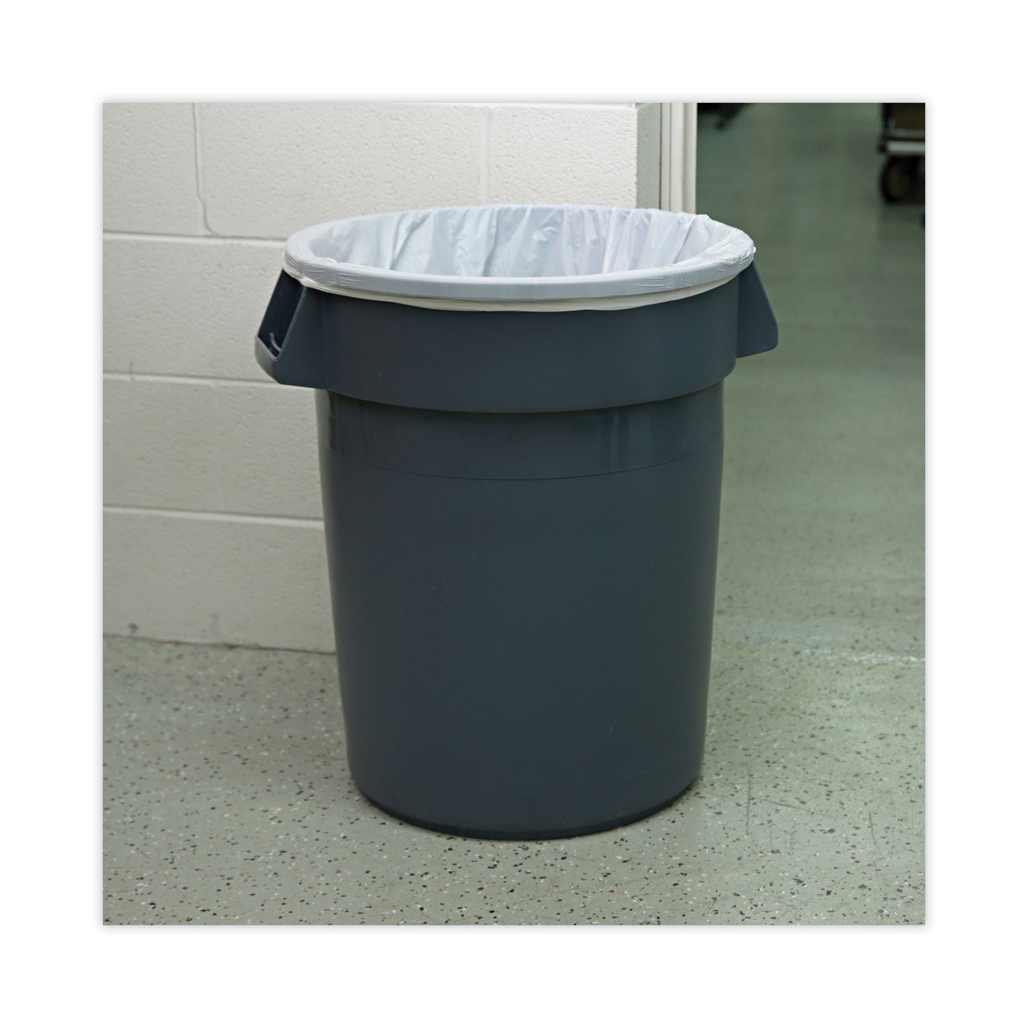High Density Industrial Can Liners Coreless Rolls, 30 gal, 16 mic, 30" x 37", Natural, Perforated, 25 Bags/Roll, 20 Rolls/CT