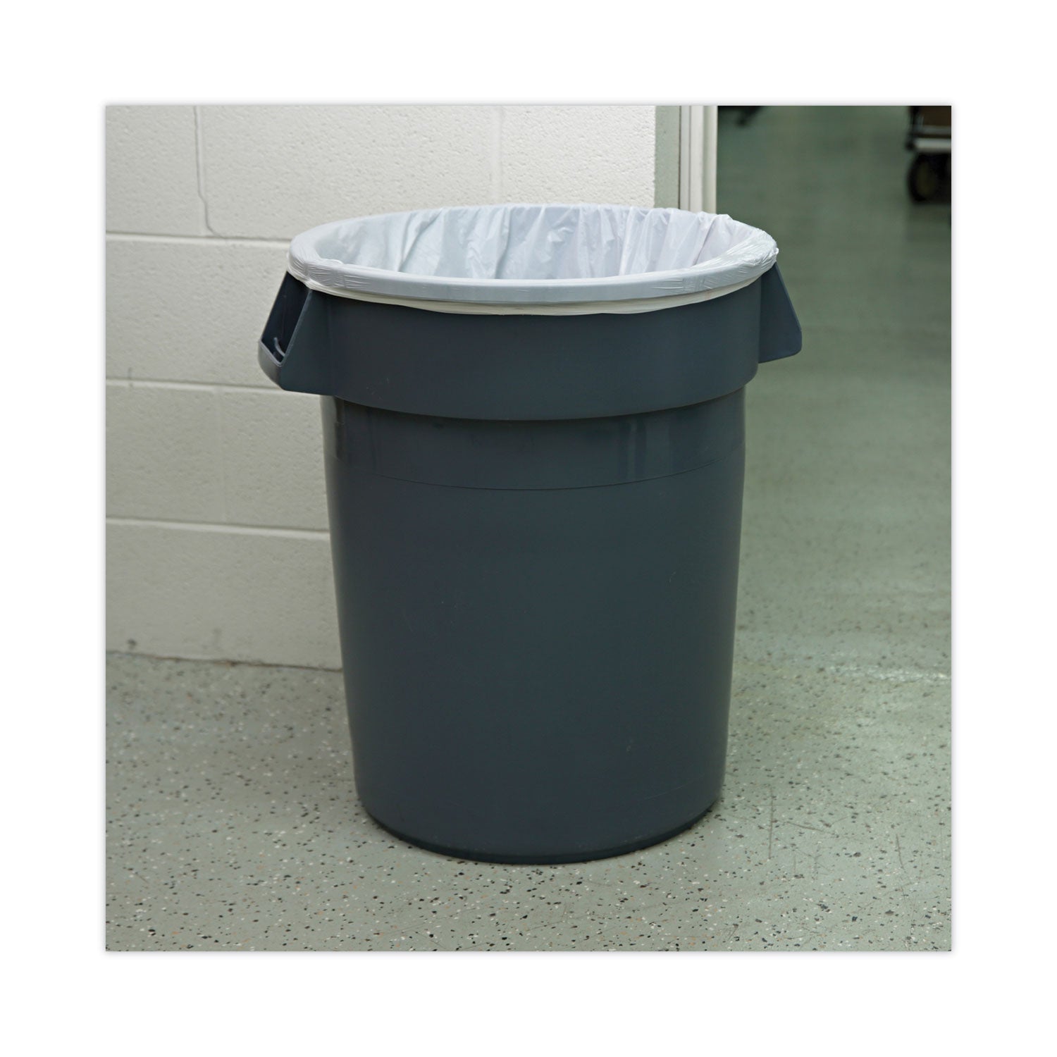 High Density Industrial Can Liners Coreless Rolls, 33 gal, 16 mic, 33" x 40", Natural, Perforated, 25 Bags/Roll, 10 Rolls/CT