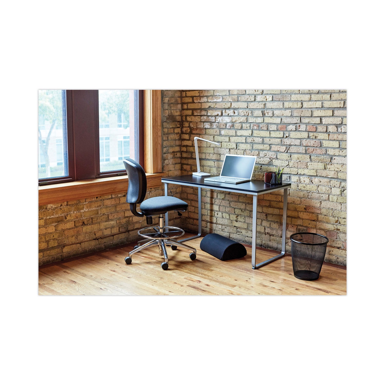 Steel Workstation Blk Sil