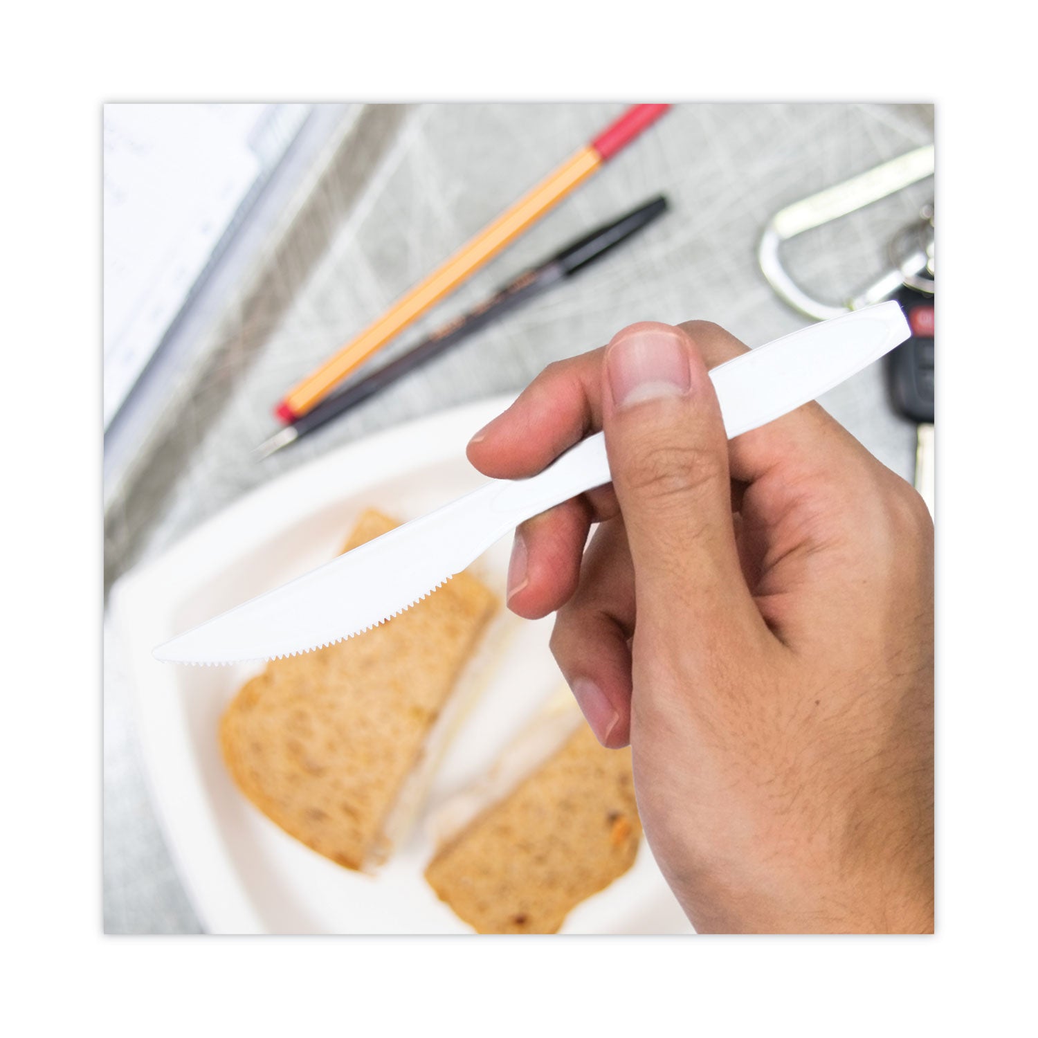 Knife - Disposable - White - 1000 / Carton