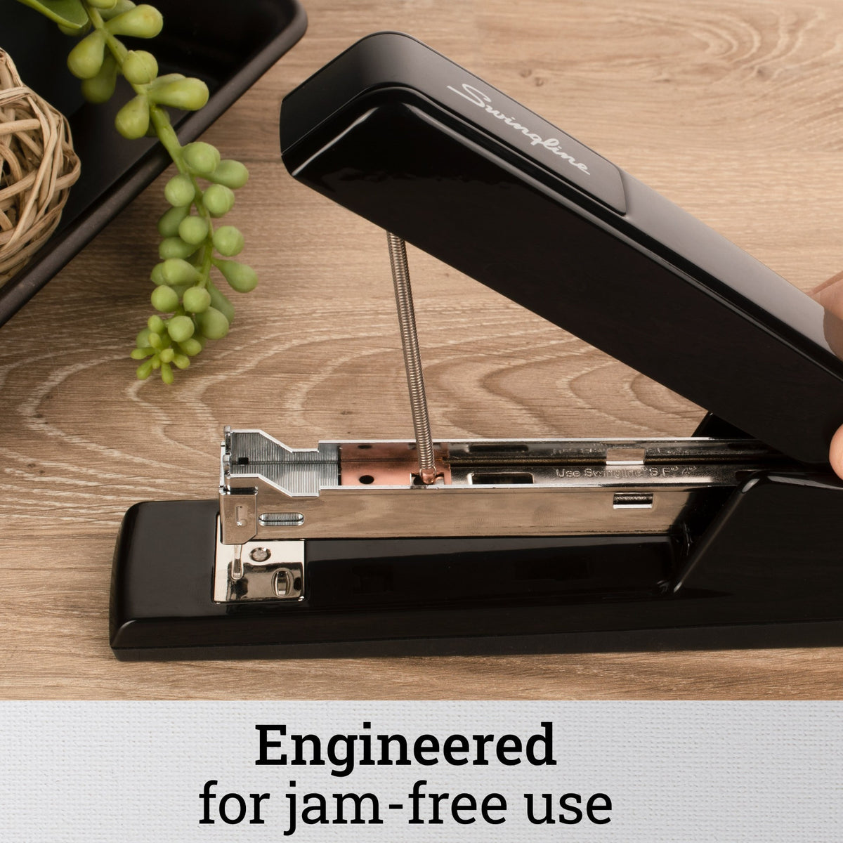 747 CLASSIC STAPLER BLACK