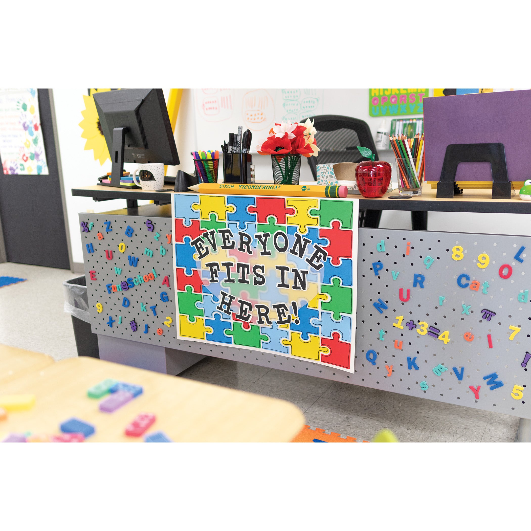 Coated Poster Board, Blue, 22" x 28", 25 Sheets